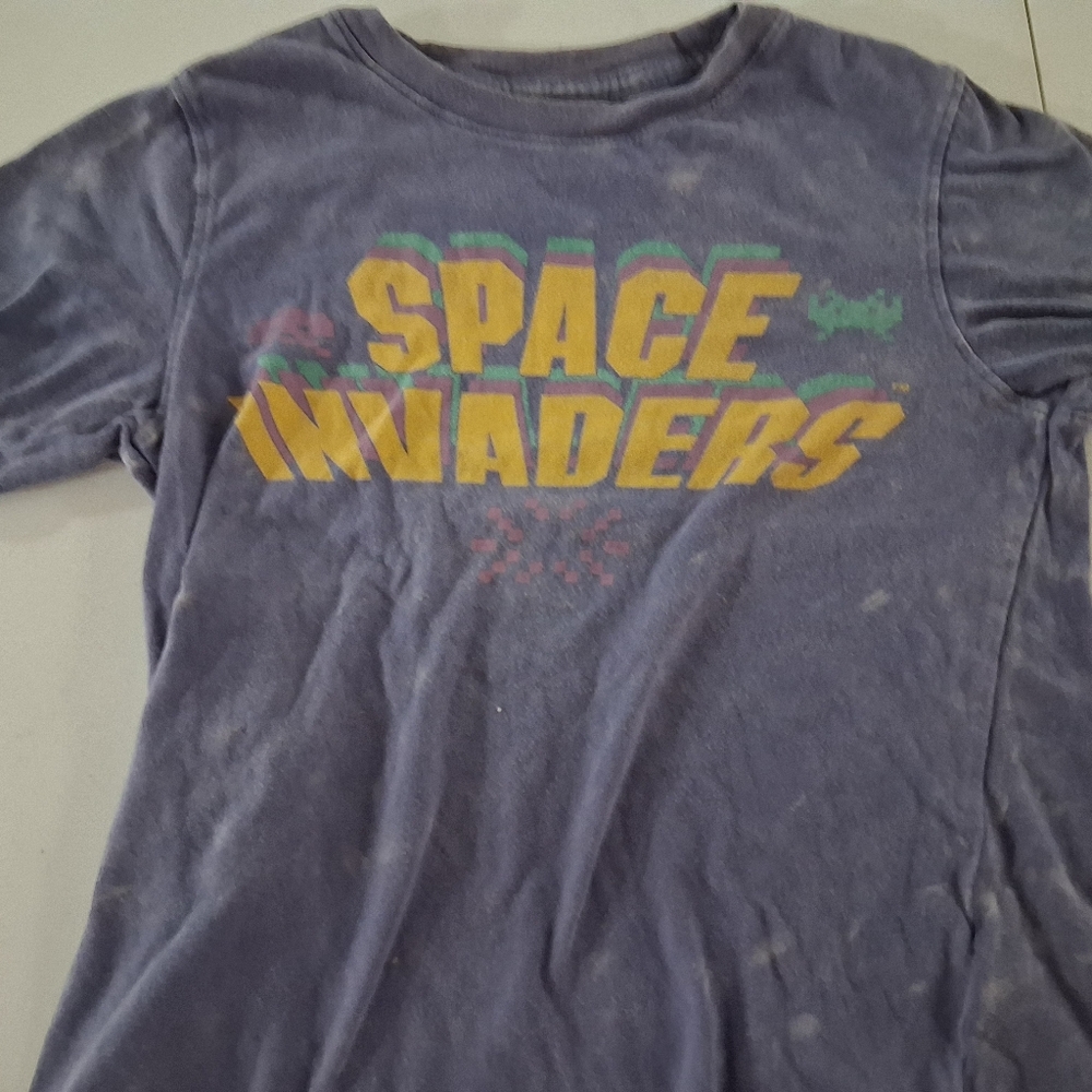 Space Invaders Tee in Gray